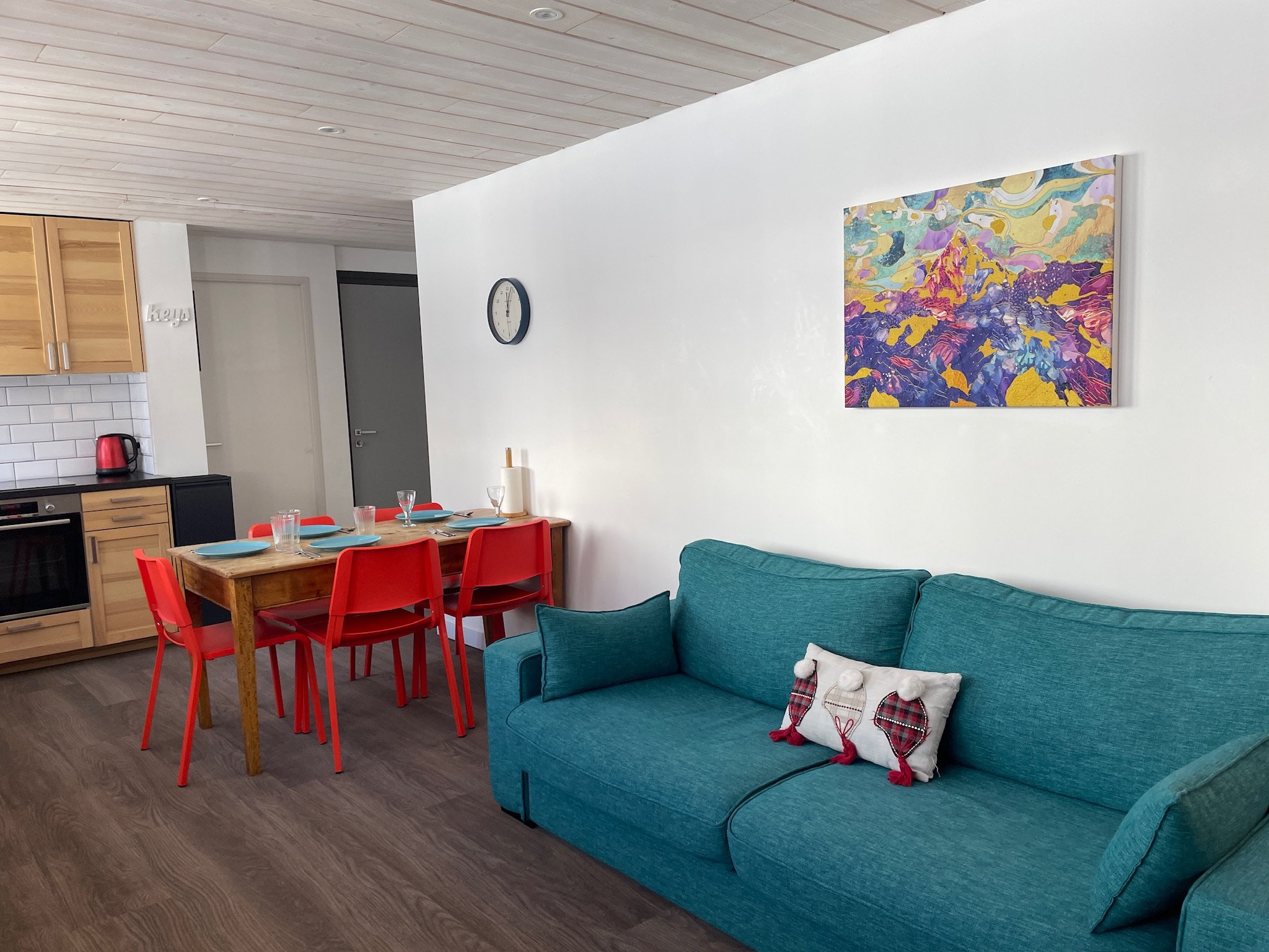 Living space at SnowBadgers in Plagne Centre